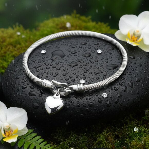 🆕️Cable Bangle Bracelet with Heart Charm 18K White Gold Plated Stainless Steel - Picture 1 of 9